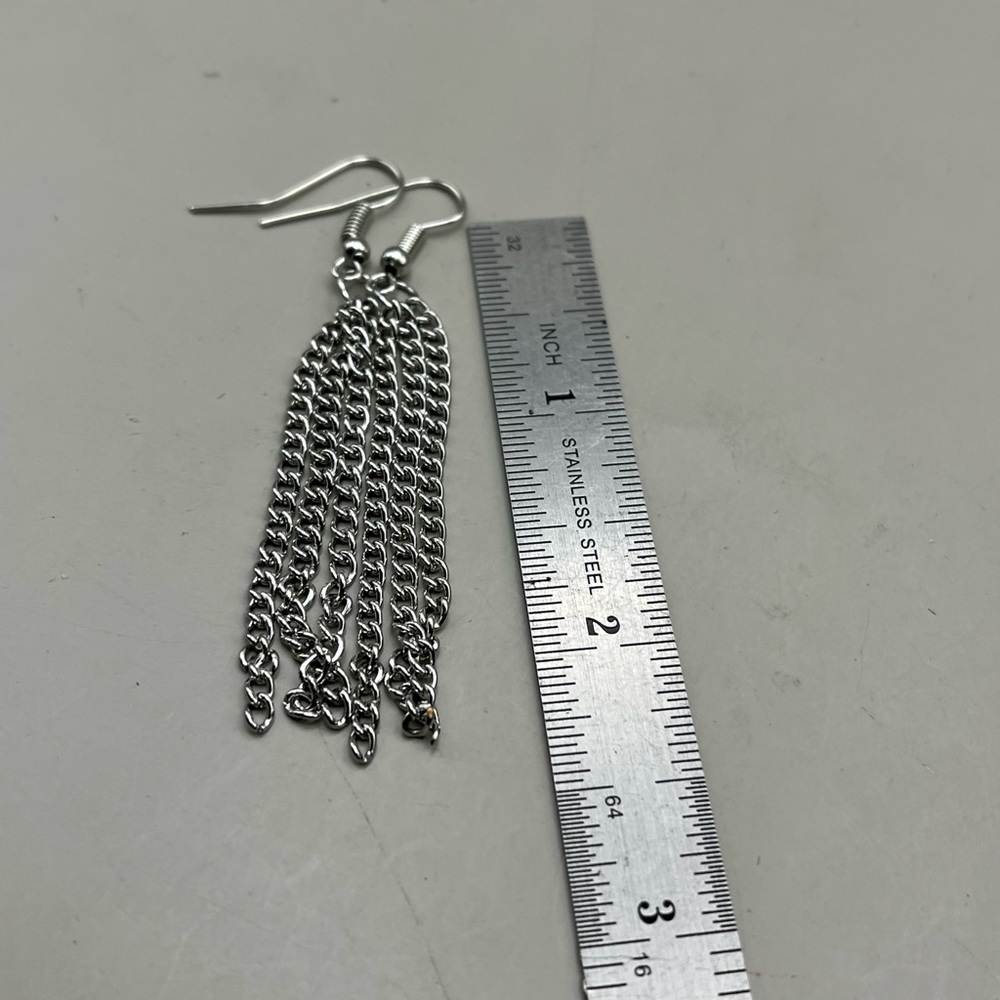 Elegant Silver Pearl Pendant Necklace - Picture 2 of 4